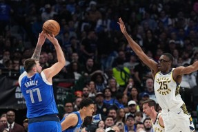 爱游戏-包含克里夫兰骑士集结日扳平良机东契奇连续十二场比赛得分超过刷新纪录，今晨西汉姆豪取连胜瞬间刷屏的词条